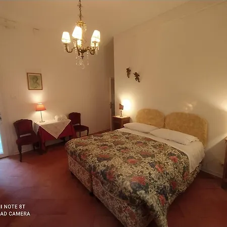Casa Gialla Venice Room photo