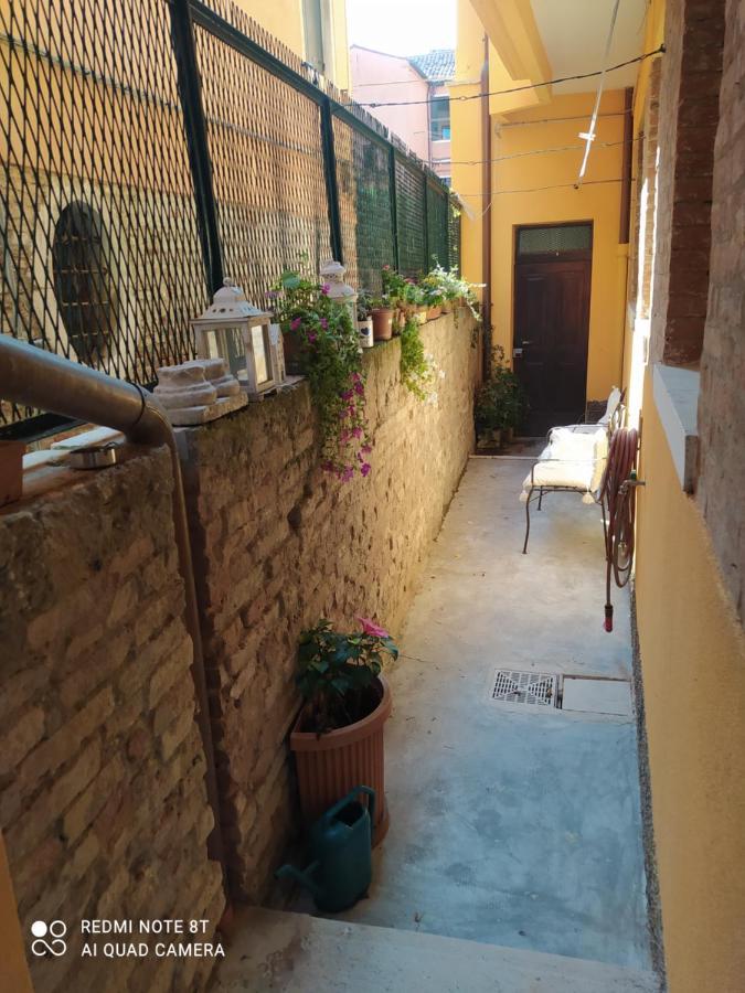Casa Gialla Gasthuis