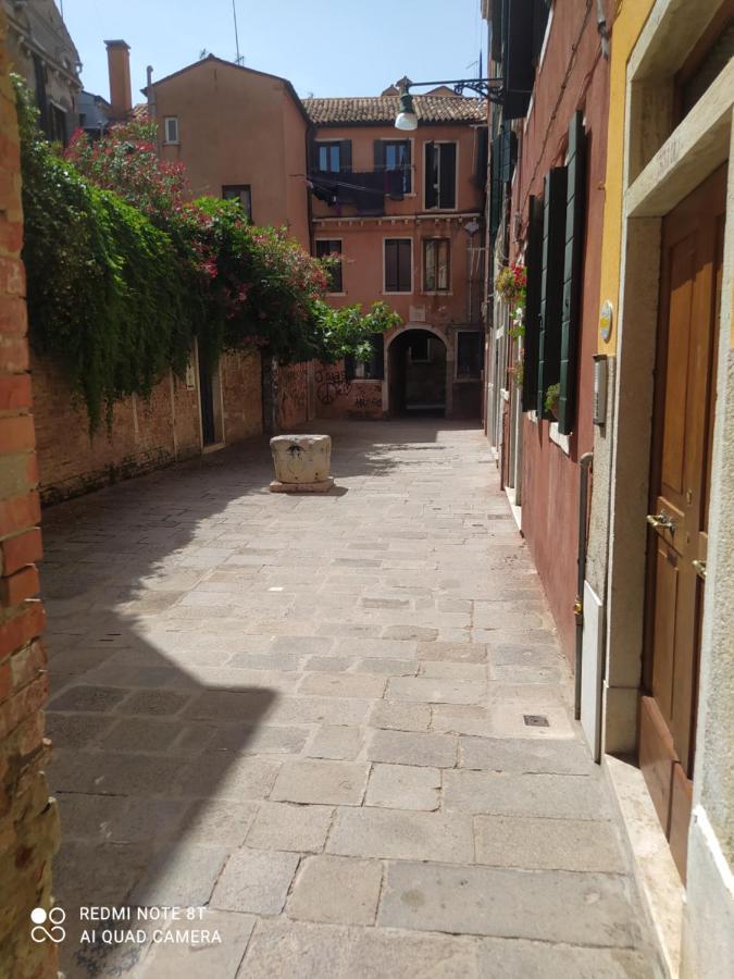 Casa Gialla * Venetië